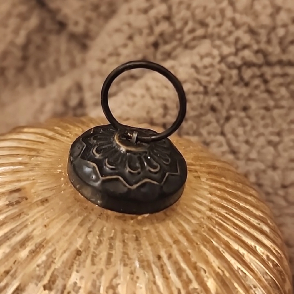Set of 6 glass ornaments - Picture 2 of 12